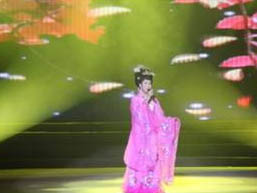大余推進(jìn)蘇區(qū)發(fā)展暨喜迎十八大晚會(huì)1.jpg
